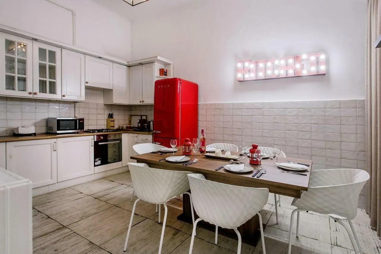 Kz5 Apartment In Kazinczy Street Budapest Ungarn